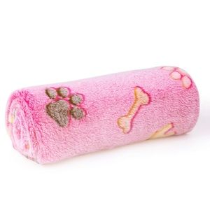 Soft and Cozy Pink Claw Print Blanket